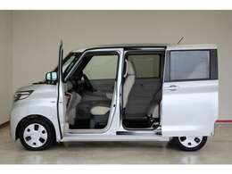 両側スライドドア