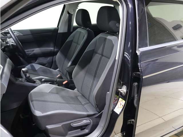 納車前点検71項目の厳しいチェックをクリアした車輌だけが、フォルクスワーゲン認定中古車となります。