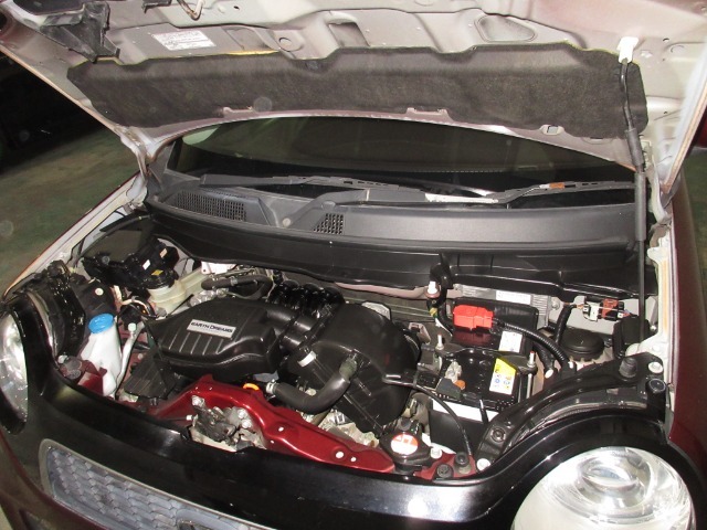 内装、外装、エンジンルームの隅ずみまでクリーニングを実施してお渡しします！プロが仕上げをしましたからピッカピカですよ～！点検整備もきっちり実施いたします。