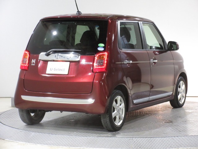 ボディクリーニング後、愛車をピカピカの状態へ保護するコーティング「ブライトパック」がおススメです！水垢がつきにくく、手入れがしやすくなりますよ！いつも愛車をきれいにしておきたい方におススメです。