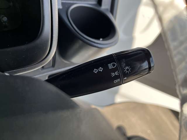 運転席操作部です！わからないスイッチ類や操作部はお気軽にお問い合わせ下さい！