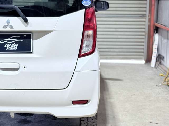 バックドアも開け閉めし易く、お買い物の荷物もゆったり積むことが可能です。The rear door is easy to open and close, making it convenient to load your shopping bags with plenty of space