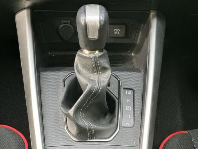 国産車から輸入車まで多様なお客様のニーズのお応えできるように、全国規模で豊富な在庫展開！車のことならWECARSへ！