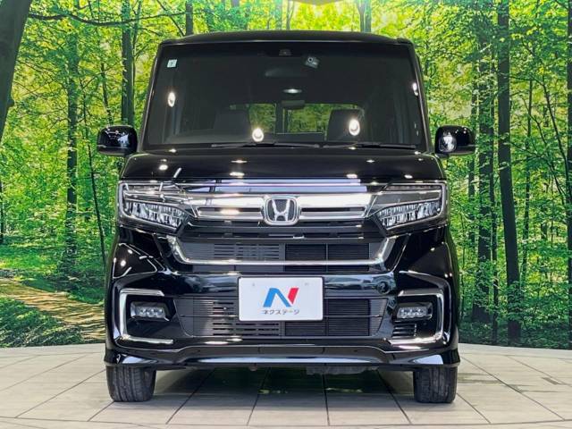 弊社では、全車『修復歴なし』のお車のみ取り扱っております。専任バイヤーによる厳選した仕入れの後、入庫後の車両チェックを行い、ネクステージが認定した高品質な中古車をご提供しております。
