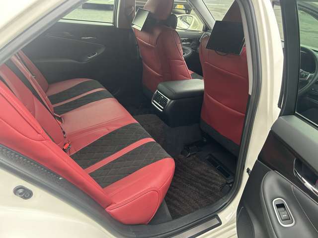 新車/中古車販売/注文販売。　当店に在庫が無いお車でも中古車AA会場より、ご希望にあったお車をお探しします！
