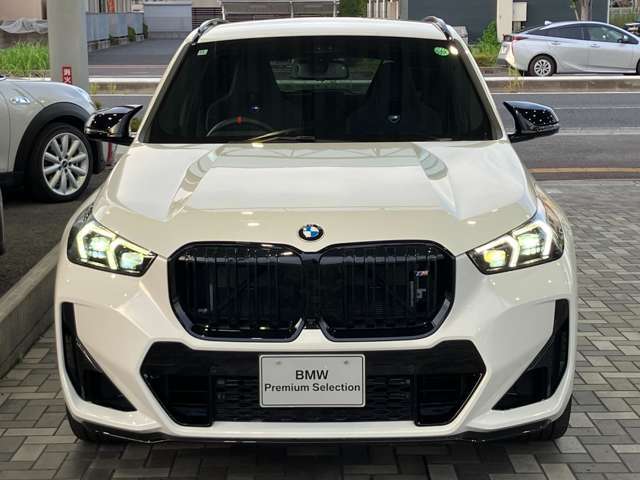 このお車は【浦和美園支店】に展示中です！ご来場、お問い合わせをスタッフ一同お待ちしております。＜住所＞埼玉県さいたま市緑区美園6-11-1　＜TEL＞048-812-2525