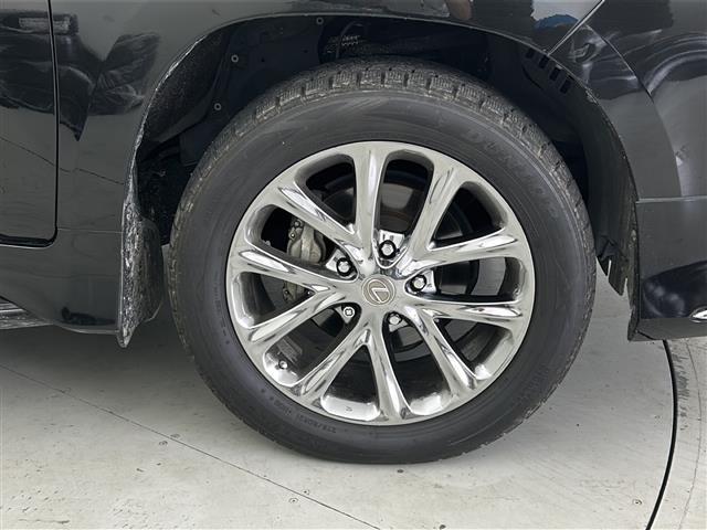 【純正21インチアルミホイール】専用のアルミなので、お車のイメージにぴったり！！Aftermarketのアルミやスタッドレスタイヤも取り扱いございます！！ドレスアップもカスタマイズもお任せください！！