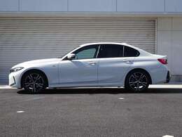 弊社のスタイルは、ご納車後の整備やご不明な点等のご連絡は、担当営業が全て窓口でございます。些細なことでもお気軽にご相談下さい。お客様の大切なお車を末長くお付き合いさせて頂ければ幸いでございます。