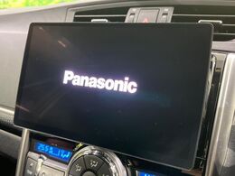 【大画面ナビ】人気の大型○○インチナビを装備。存在感のある大画面はインパクト大！ナビ利用時のマップ表示は見やすく、テレビやDVDは臨場感がアップ！いつものドライブがグッと楽しくなります♪