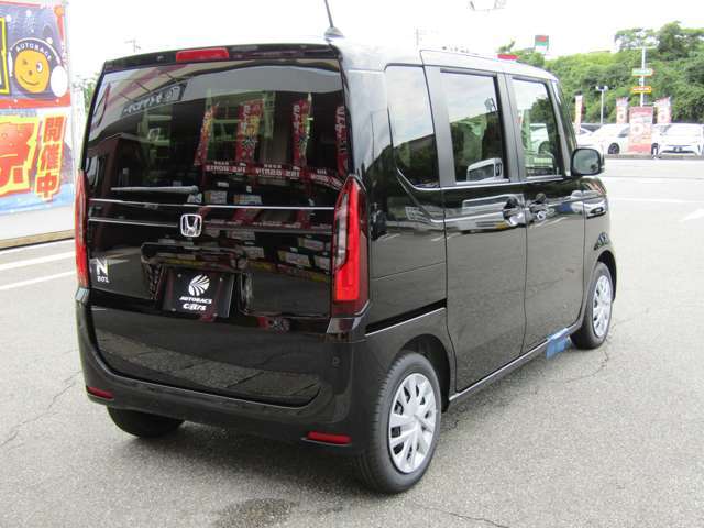 新車や在庫車へのディーラーオプションの取り付けもお任せください。カー用品は大得意！お客様の納得の一台に仕上げます。もちろんノーマルも大歓迎です。「総額には自信あり」オートバックスカーズ富山南にお任せ！