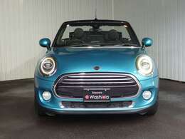 当店で販売させて頂くお車は、納車前に徹底したクリーニングを実施致します！また、別途料金にて下廻り塗装や5年耐久のガラスコーティングも承っております！お気軽にお問い合わせ下さい！