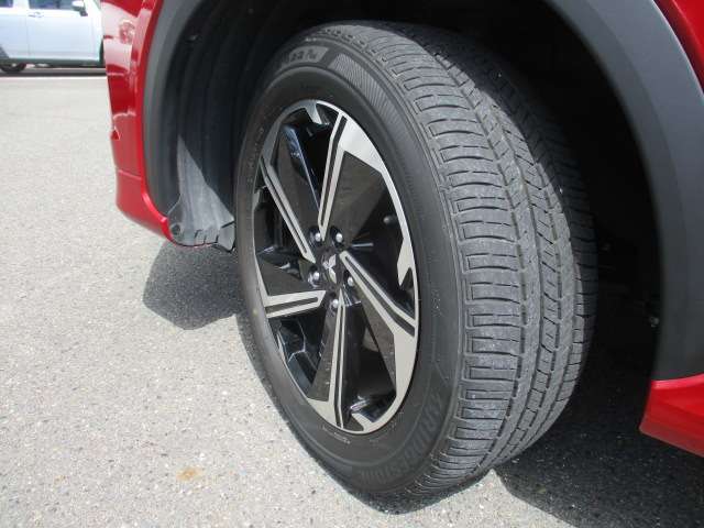 フロントタイヤの写真です。