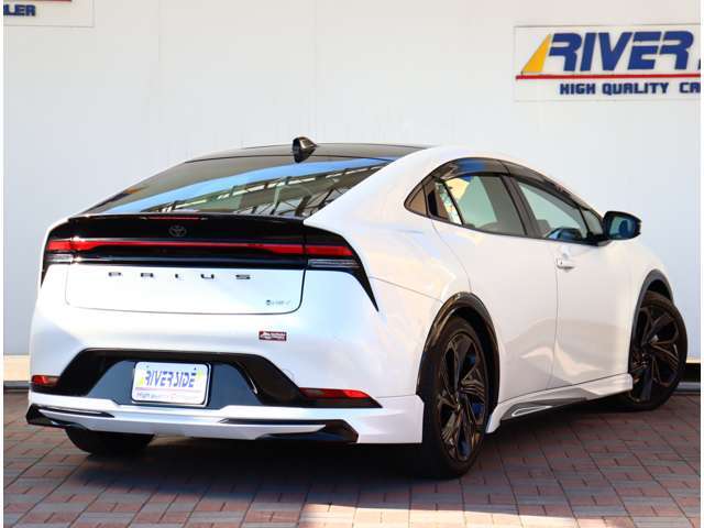 保証に関しましても、高年式車両にはメーカー保証や低年式車でも最長3年・走行無制限まで、ご用意させて頂いております（車輌によって条件が変わります。）