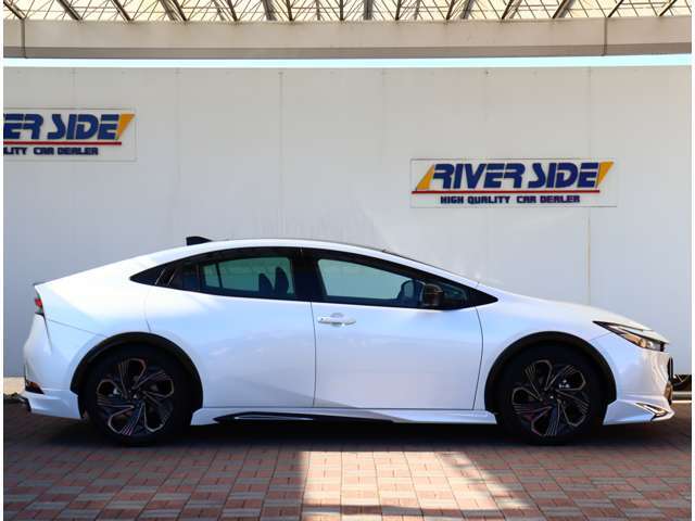 関東圏内のお客様に関しましては無料でお車を、ご希望の場所まで、お持ちさせて頂く無料デリバリーサービスも御座います。また遠方のお客様に関しても多数の販売実績ございますのでお気軽にご連絡下さい。