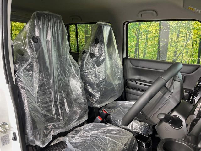 もちろん車内はキレイです♪よりクリーンな状態をキープしたいお客様には『ナノゾーンコート』がおすすめ！新型コロナウイルス対策や、除菌・消臭に効果を発揮し多くの方にご好評いただいております。