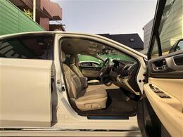 安心の全車保証付き！（※部分保証、国産車は納車後3ヶ月、輸入車は納車後1ヶ月の保証期間となります）。その他長期保証(有償)もご用意しております！※長期保証を付帯できる車両には条件がございます。