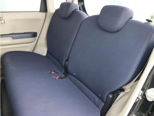 全車、内装クリーニングを行っております。