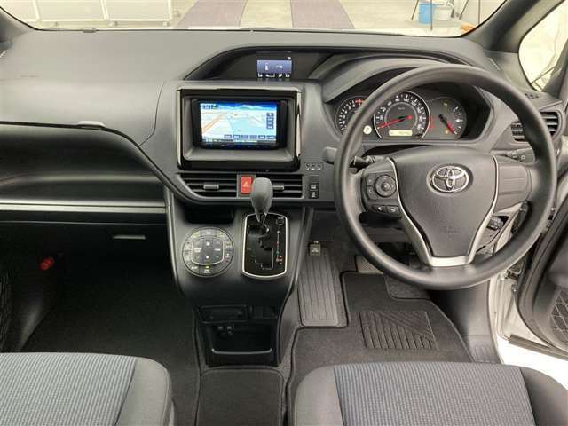 YouTubeにお車の紹介動画を掲載しております。画像ではわかりにくい細かなところまで紹介♪ご視聴用URLはお問合せください。