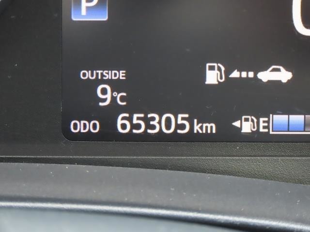 写真撮影時の走行距離は65305kmです！