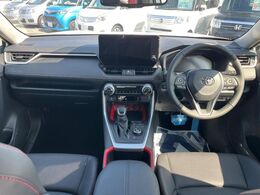 グループ総在庫数約30，000台！！全国の系列店からメーカー・車種問わずご紹介出来るので、あなたにピッタリのお車が見つかるはずです♪まずはお問い合わせ下さい☆