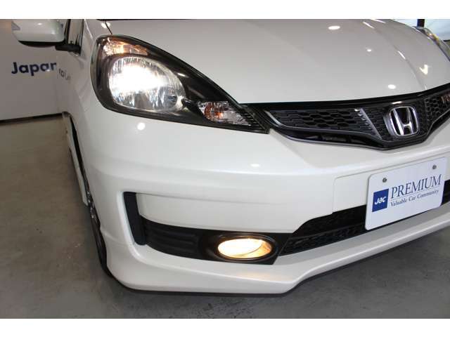 ★純正HIDヘッド＆フロントフォグライト。