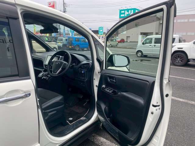 自社陸運局認証工場＆指定工場完備！国家資格車検検査員資格を持った整備士による整備。ステレオ・エアコン等走行に関係の無い所も不具合箇所が有れば修理してご納車致します☆