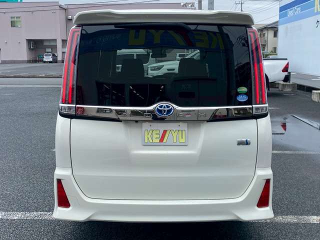 当社で整備の車両には4ヶ月の消耗品も含む無料保証と最長5年走行無制限の延長保証をオプションでご用意☆遠方のお客様はお近くのディーラーさんにて保証修理をお受け出来ます☆
