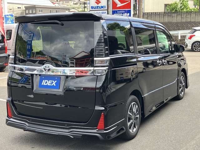 トヨタ ヴォクシー 2.0 ZS 煌III 2021年 1.3万キロ (長崎県