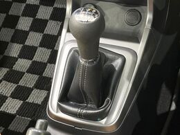 【フロア5MT】走りの5速MT！！スポーティーな走行をお楽しみいただけます♪