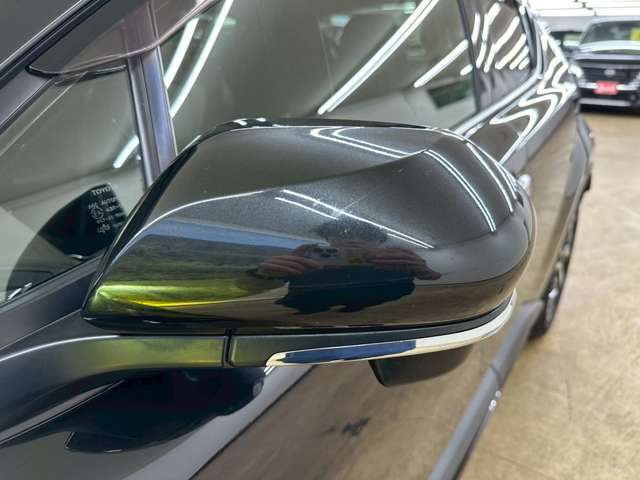 当社の在庫は、全車第三者機関の査定を通った車両ですので、状態に関しましては確かな一台を御案内致しております。