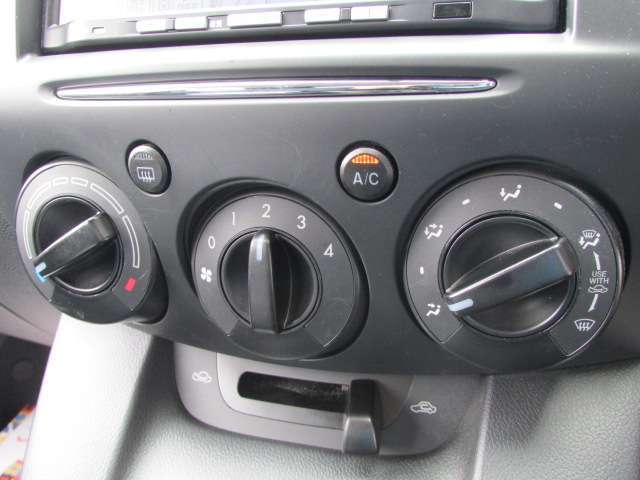 自社認証工場完備♪全車法定整備を行ってからのご納車になりますので、安心したカーライフをお過ごし頂けます♪