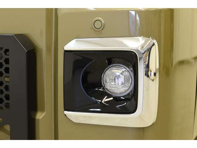 もちろんフォグランプもLED！