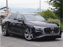 ☆　2019年　アウディQ8　55TFSI　クワトロデビューパッケージSライン　コンフォートアシスタンスパッケージ　走行35064km　ディープブラックパール　☆