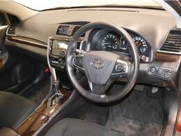 操作性に優れたインパネ周り！