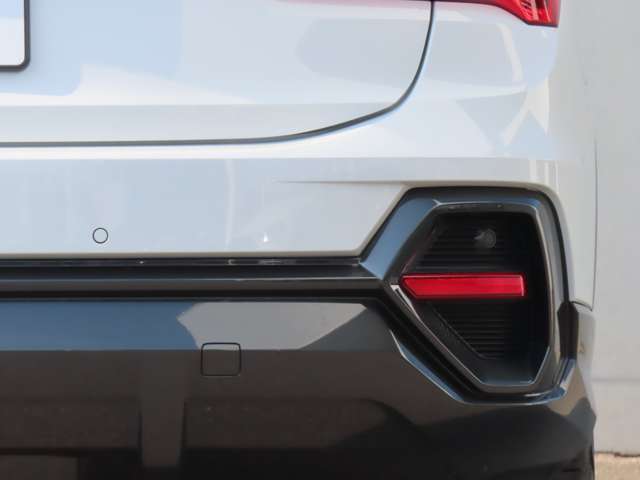 一目でAudiだと分かる特色を持つデザイン。フリーダイヤルは0078-6002-942044まで！