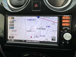 ナビが装備されてますので初めて訪れる場所でも迷わずに目的地に到着できますね♪長距離ドライブでCDも聞くことが出来るので、ドライブも一層楽しくなりますよ♪