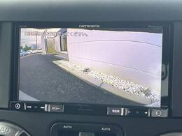 ●バックカメラ：便利な【バックカメラ】で安全確認もできます。駐車が苦手な方にもオススメな便利機能です。