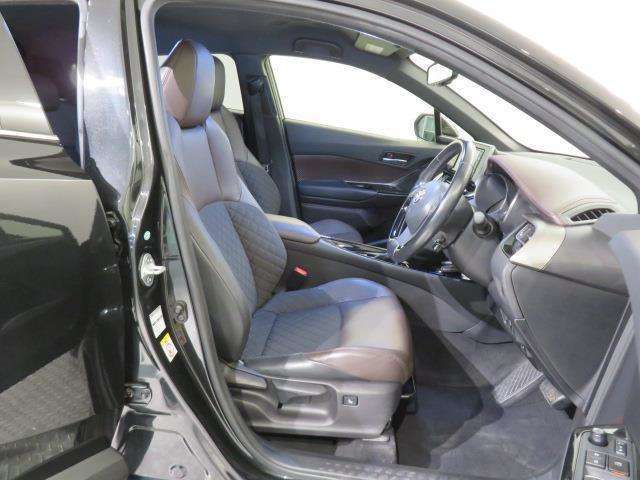 【運転席・助手席】です！実際お座りいただくのが分かりやすいと思いますので、ぜひお気軽にご来店ください♪状態もいいですよ☆