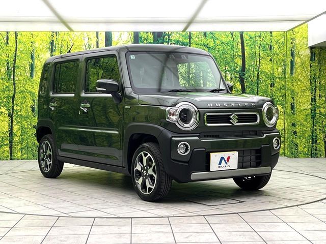 高透明度のガラス皮膜で撥水はもちろん、上質なツヤ・光沢を実現。紫外線や酸性雨から大切な愛車を保護し、色あせ・劣化を防止。「弾スプラッシュコート」、「弾プリミッサコート」からお選びいただけます。