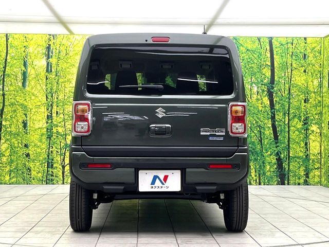 安心の最長10年・走行無制限保証（有償）をご用意。保証内容も充実はもちろん、無料点検＆オイル交換や、年中無休の全国・24時間ロードサービスも付帯されておりますのでご安心下さい。