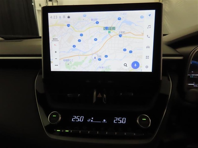 トヨタ純正ナビ装備！地図描写は文字も道もクリアで見やすく、滑らかに表示します。これさえあればもう道に迷わないですみますね♪