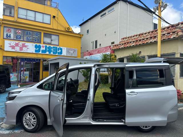 【使いやすいドアレバー】運転する度に触れる部分なので使いやすいのが一番ですね☆お問い合わせは047-359-1190メールはsankyo02@net.email.ne.jp