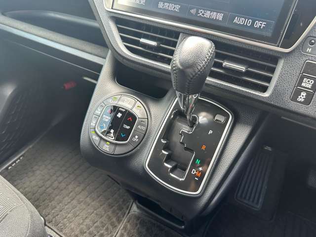 【シフト周り】インパネシフトですので運転がしやすいです♪足元も広く使えて、お勧めです！☆お問い合わせは047-359-1190メールはsankyo02@net.email.ne.jp