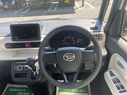 ☆届出済未使用車とは☆　登録がされているお車で走行距離は10キロほどで誰も乗っていない車です！展示車はキズが付いてしまう場合もあるので直接ご確認くださいませ。