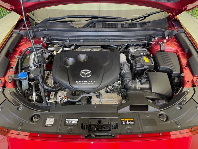 親切・丁寧な専門メカニックスタッフが応対！・車検・点検整備・事故等の修理などアフターサービスも安心。お車のカスタマイズもネクステージのサービススタッフまでご相談ください！