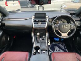 グループ総在庫数約30，000台！！全国の系列店からメーカー・車種問わずご紹介出来るので、あなたにピッタリのお車が見つかるはずです♪まずはお問い合わせ下さい☆