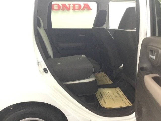 左右分離ですので、いろいろな形の荷物が積めますよ。