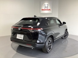 Honda認定中古車 U-Selectは3つの安心をお約束します。　1　Hondaのプロが整備した安心。 2　第三者機関がチェックした安心。　3　購入後もHondaが保証する安心。