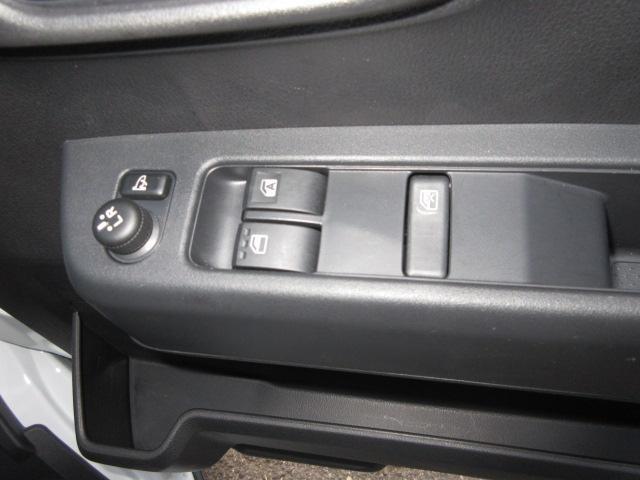 車両についてのご相談は、弊社スタッフまでお気軽にお問合せくださいませ♪