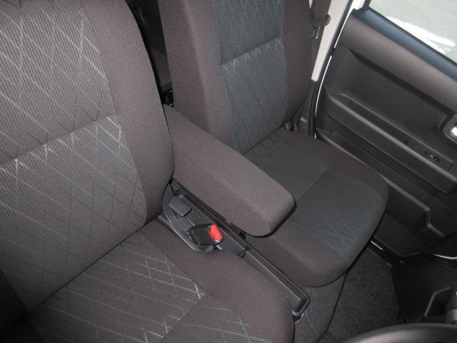 クルマの状態と点数を開示し、図解で表示します。車両検査書はこちらの車両ページで閲覧できます。※一部評価書が未設置の車両がある場合がございます。